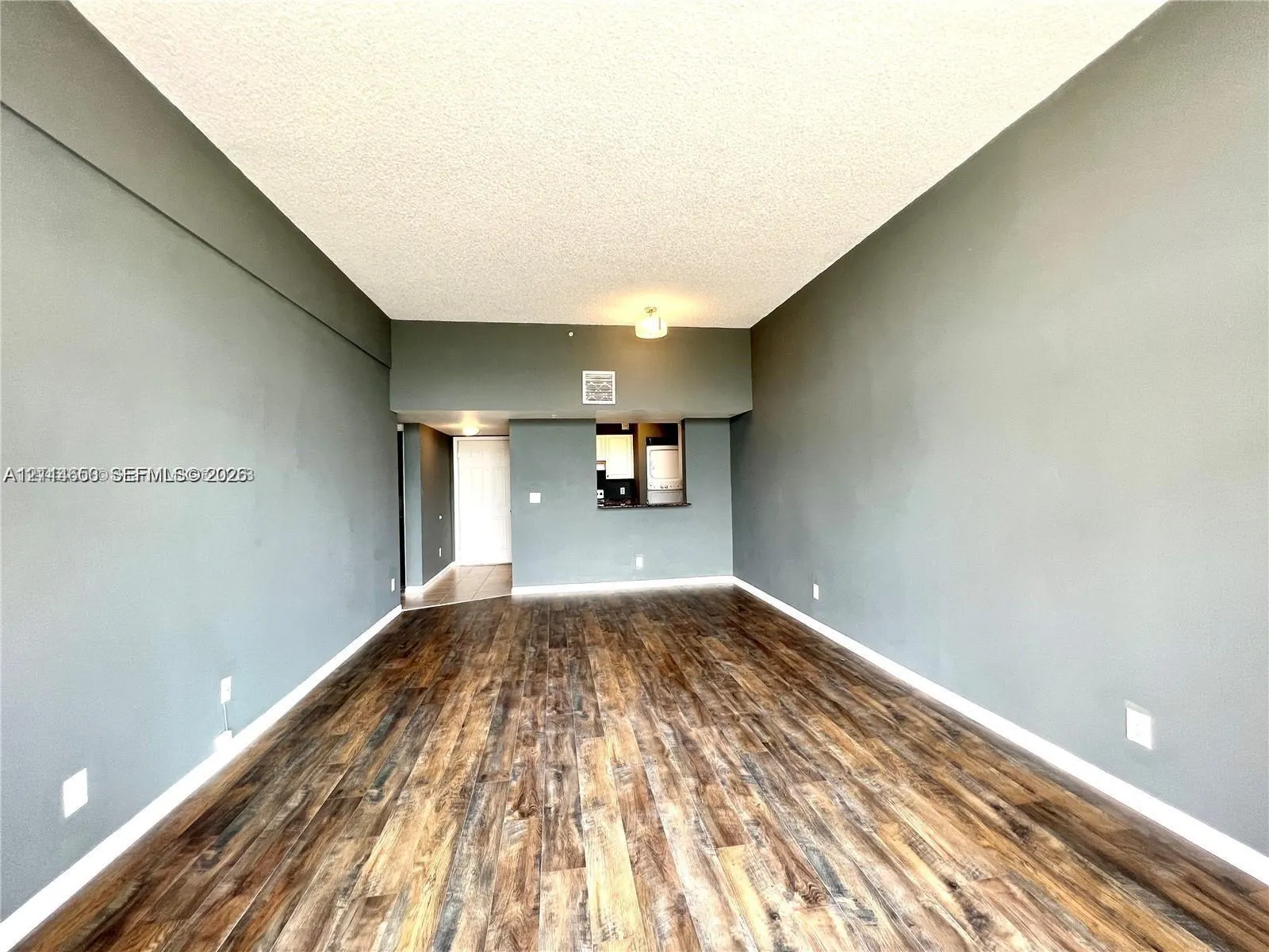 1450 SE 3rd Avenue #411