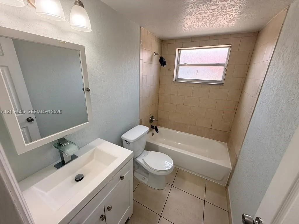 350 E 21st Street #209