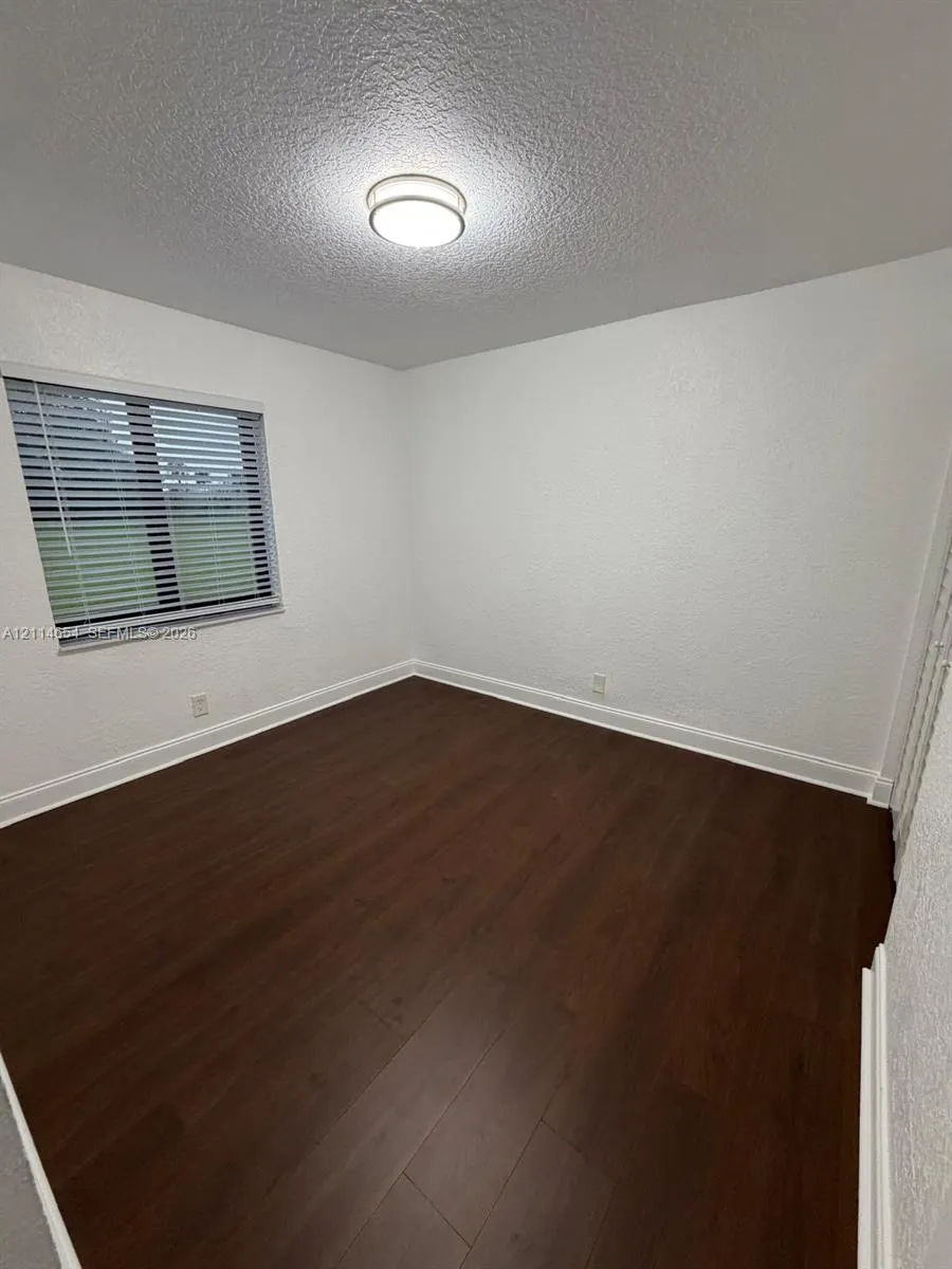 9355 SW 8th Street #124