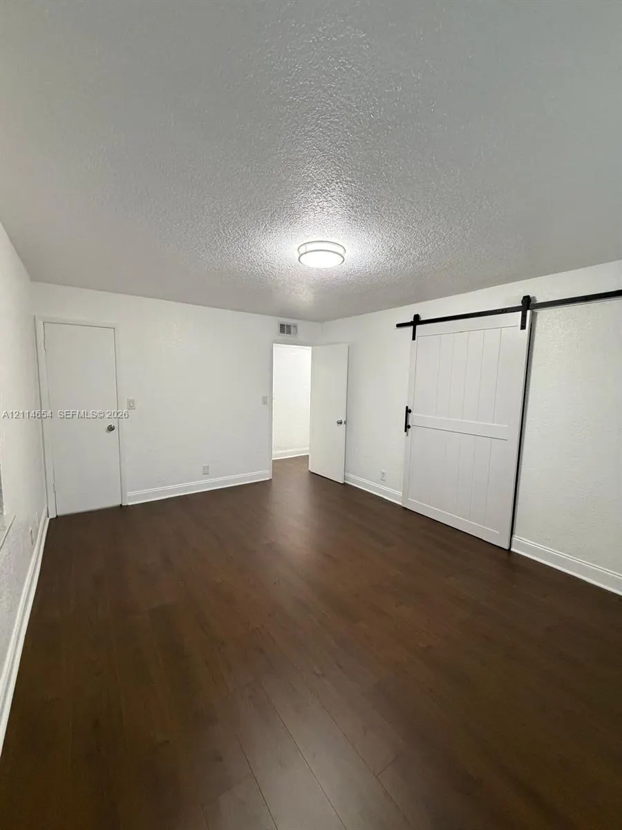 9355 SW 8th Street #124