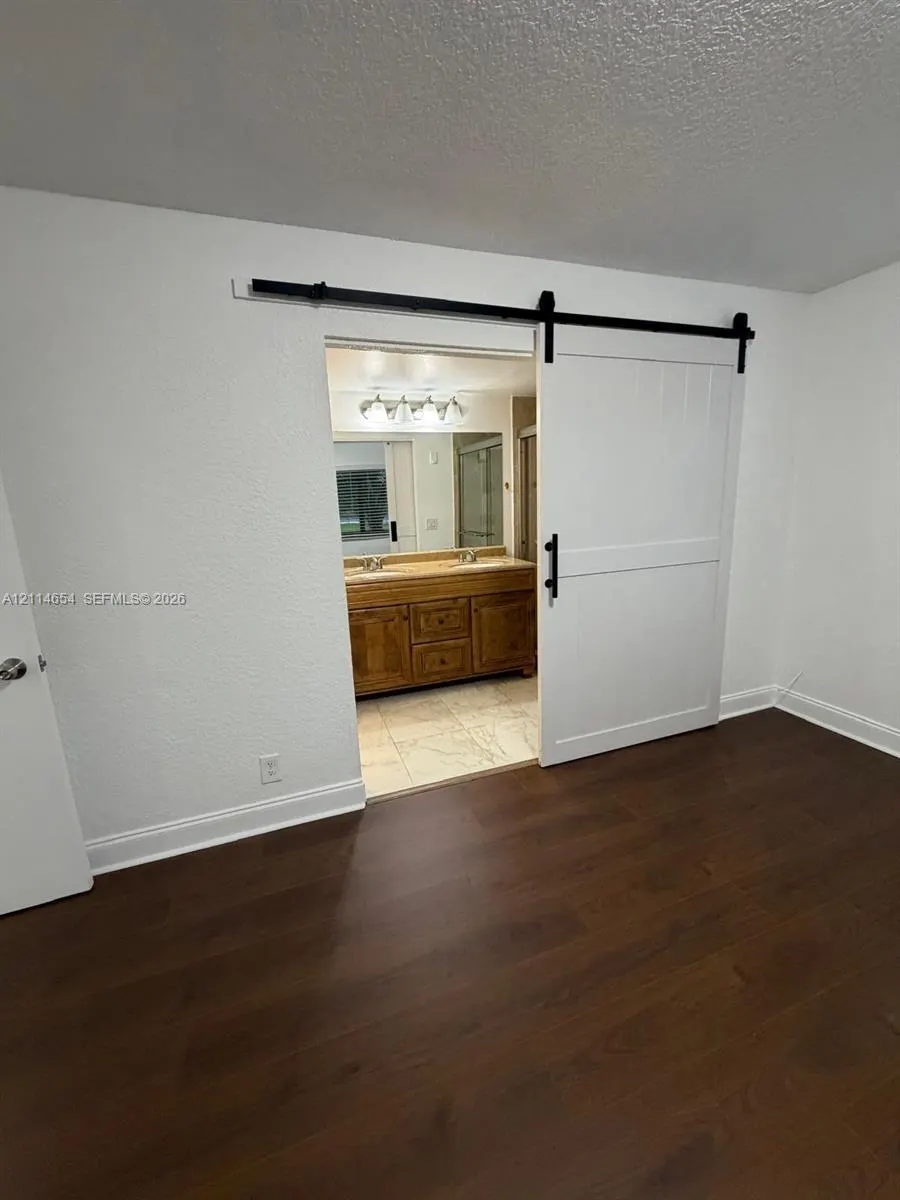 9355 SW 8th Street #124