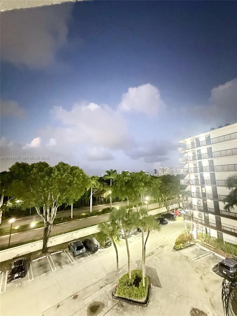 3301 N Country Club Drive #507