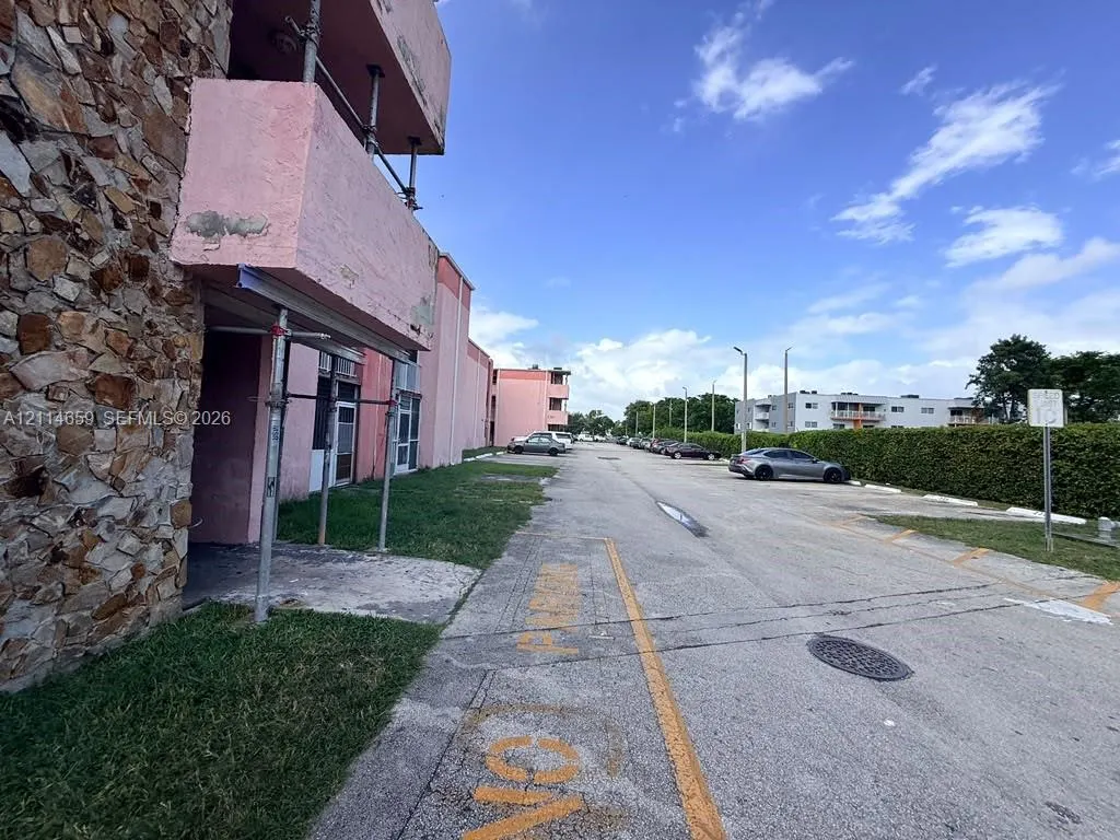 19791 SW 114th Avenue #135