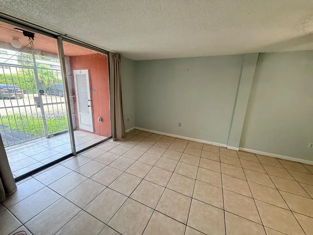 19791 SW 114th Avenue #135
