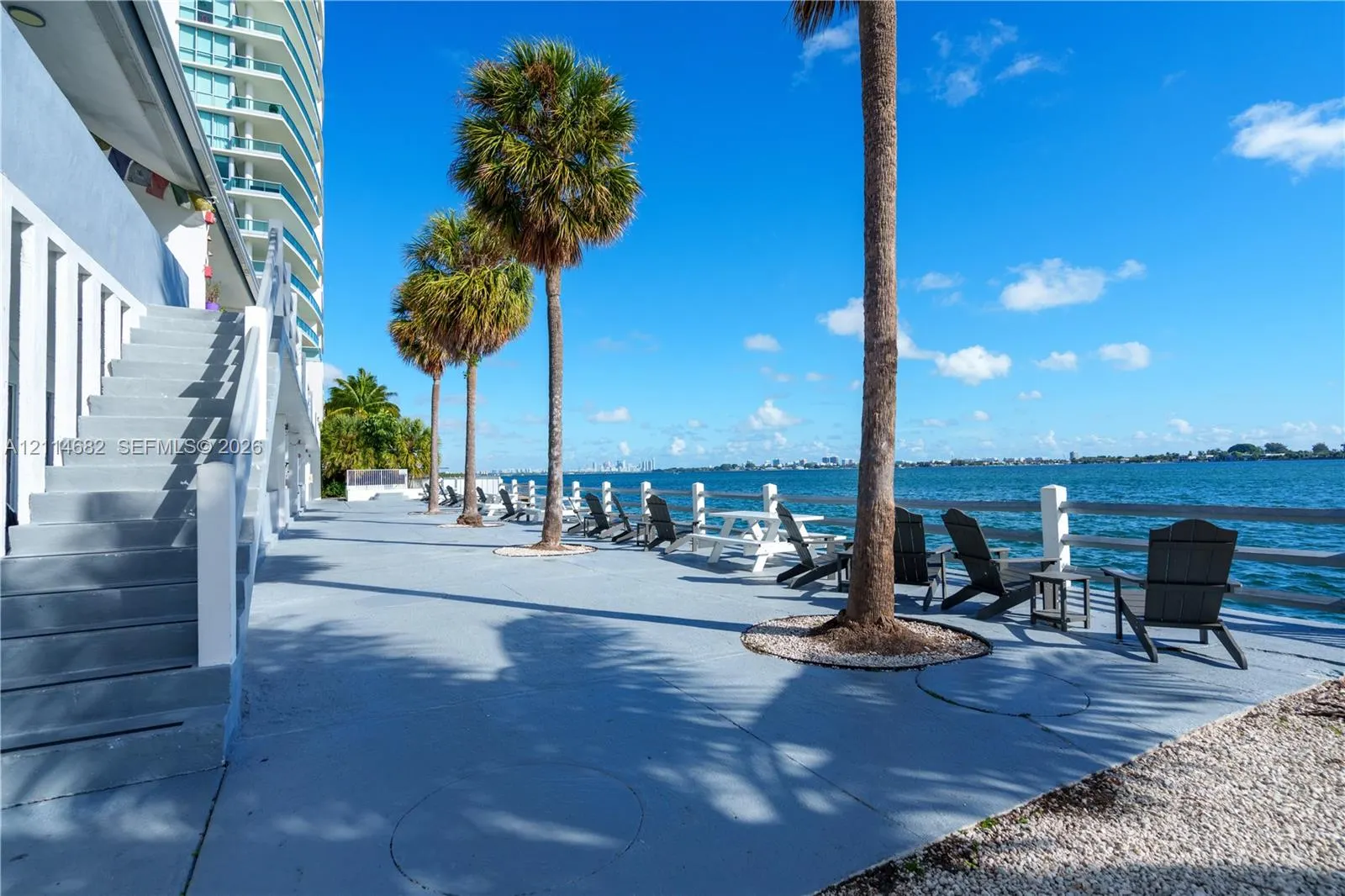 7931 East Drive #403