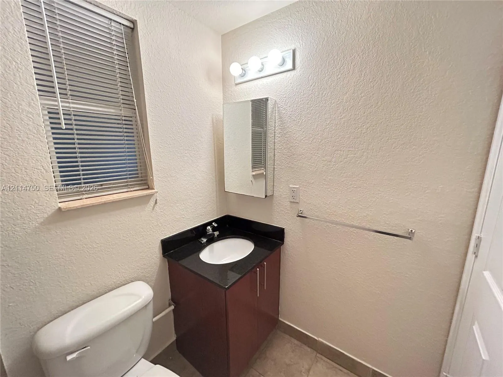 2931 Sheridan Avenue #9