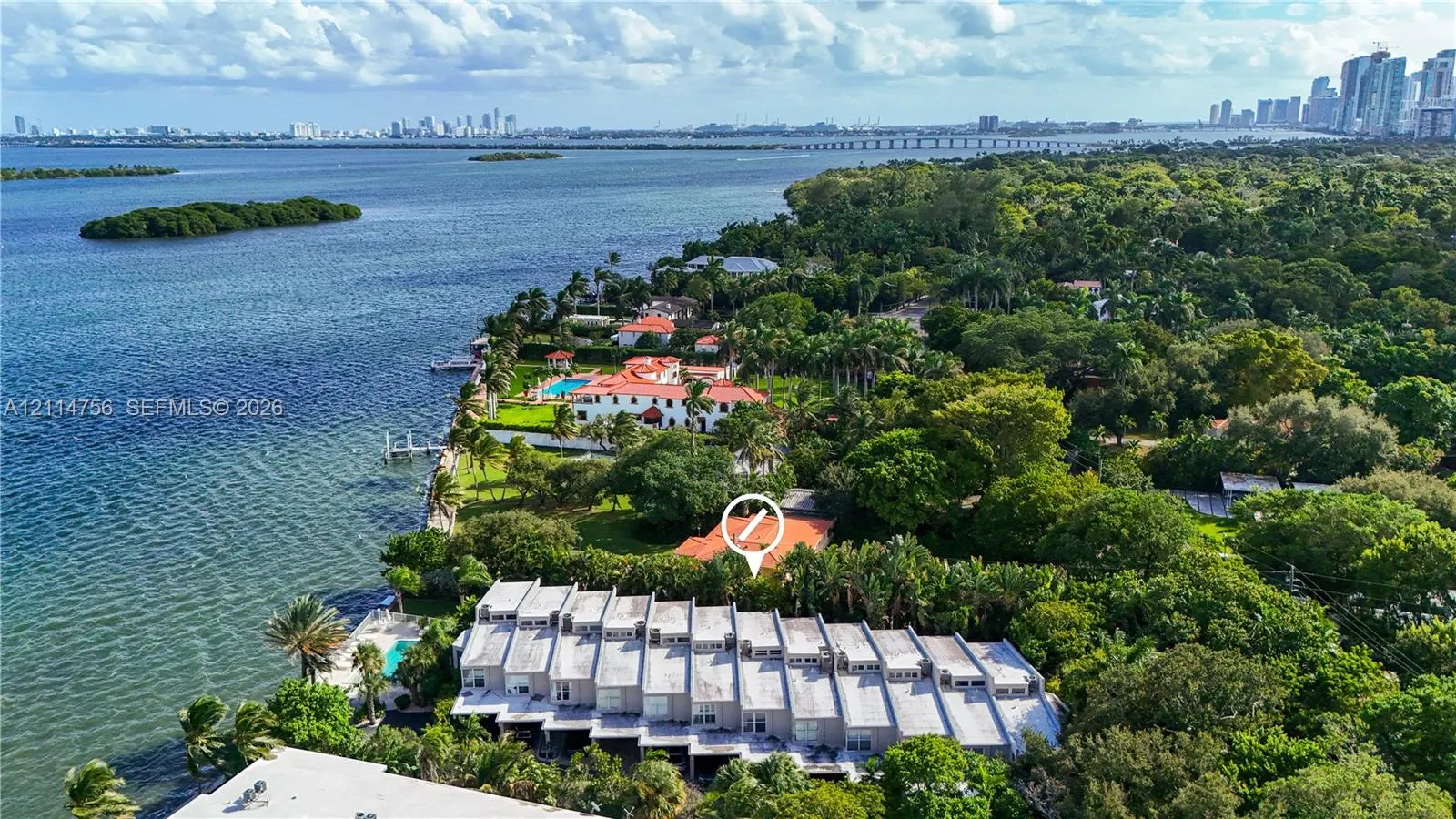 6011 N Bayshore Drive #9