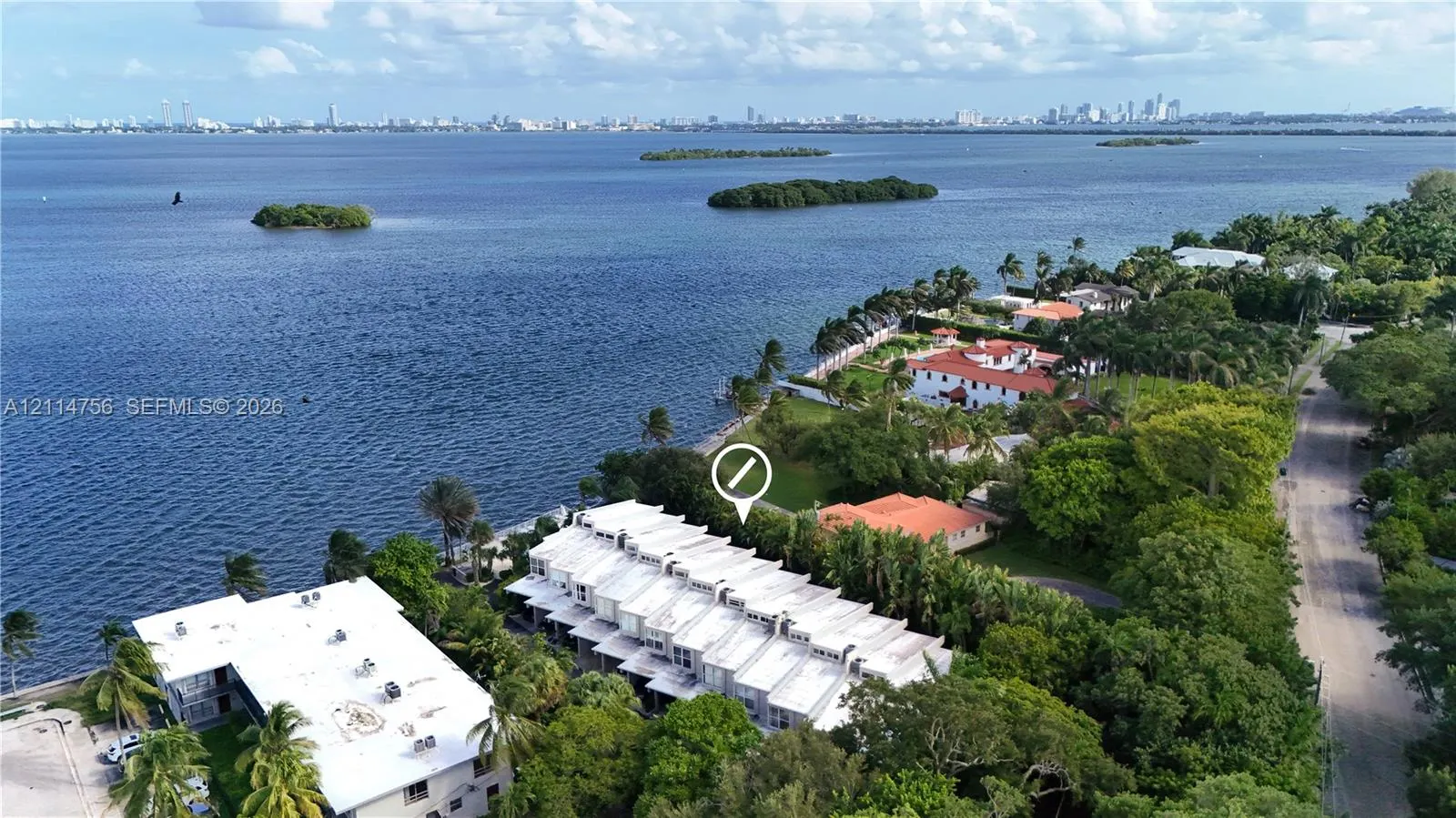 6011 N Bayshore Drive #9