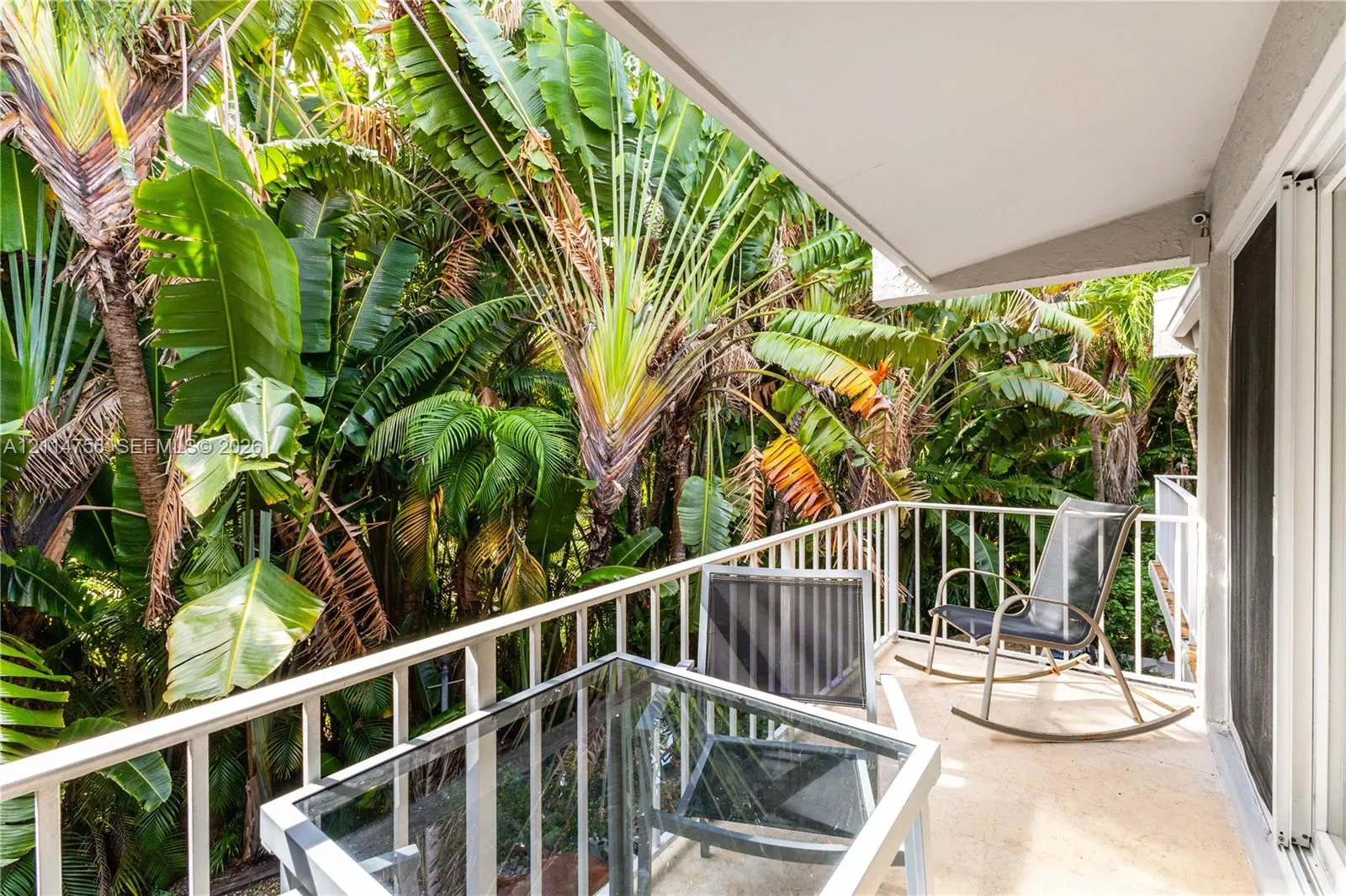 6011 N Bayshore Drive #9