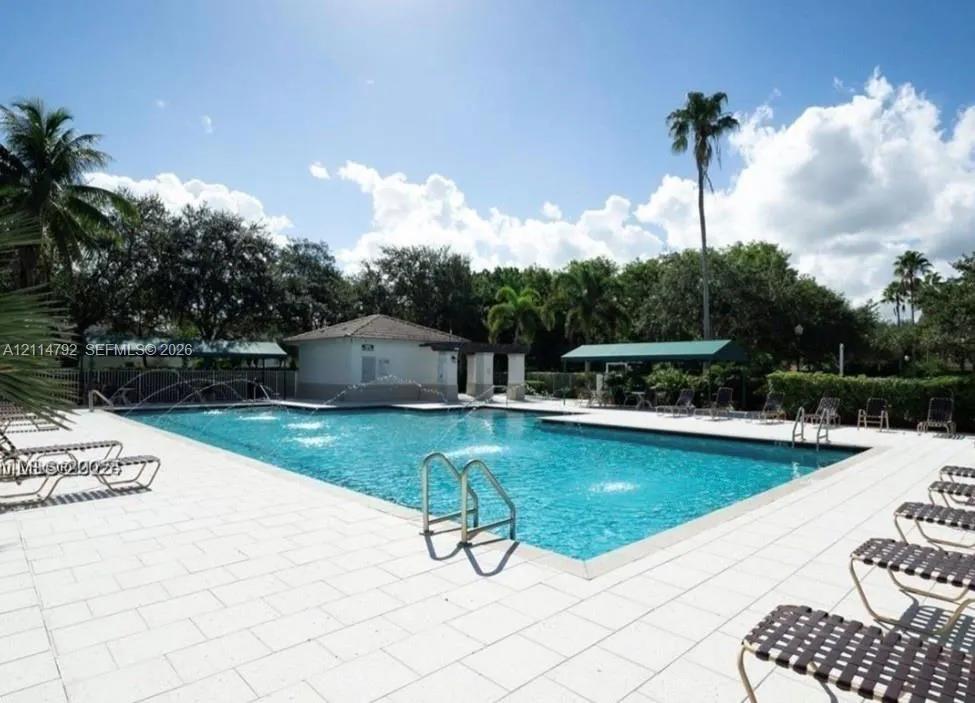 932 Falling Water Road