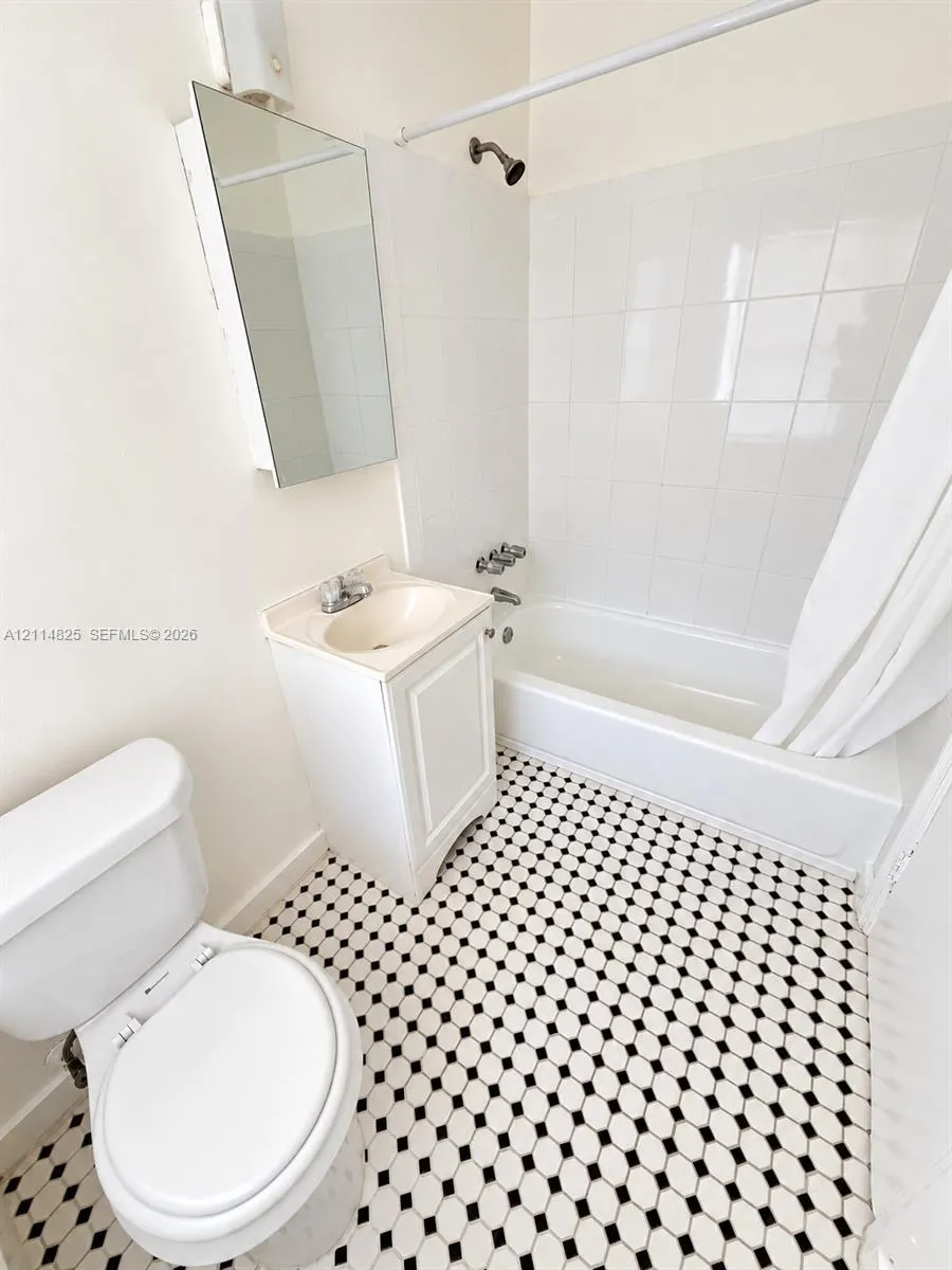 700 NE 85th Street #14