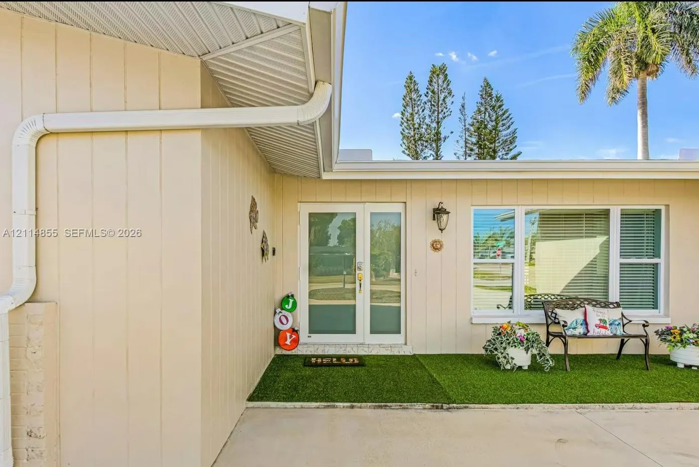802 Montclair Court