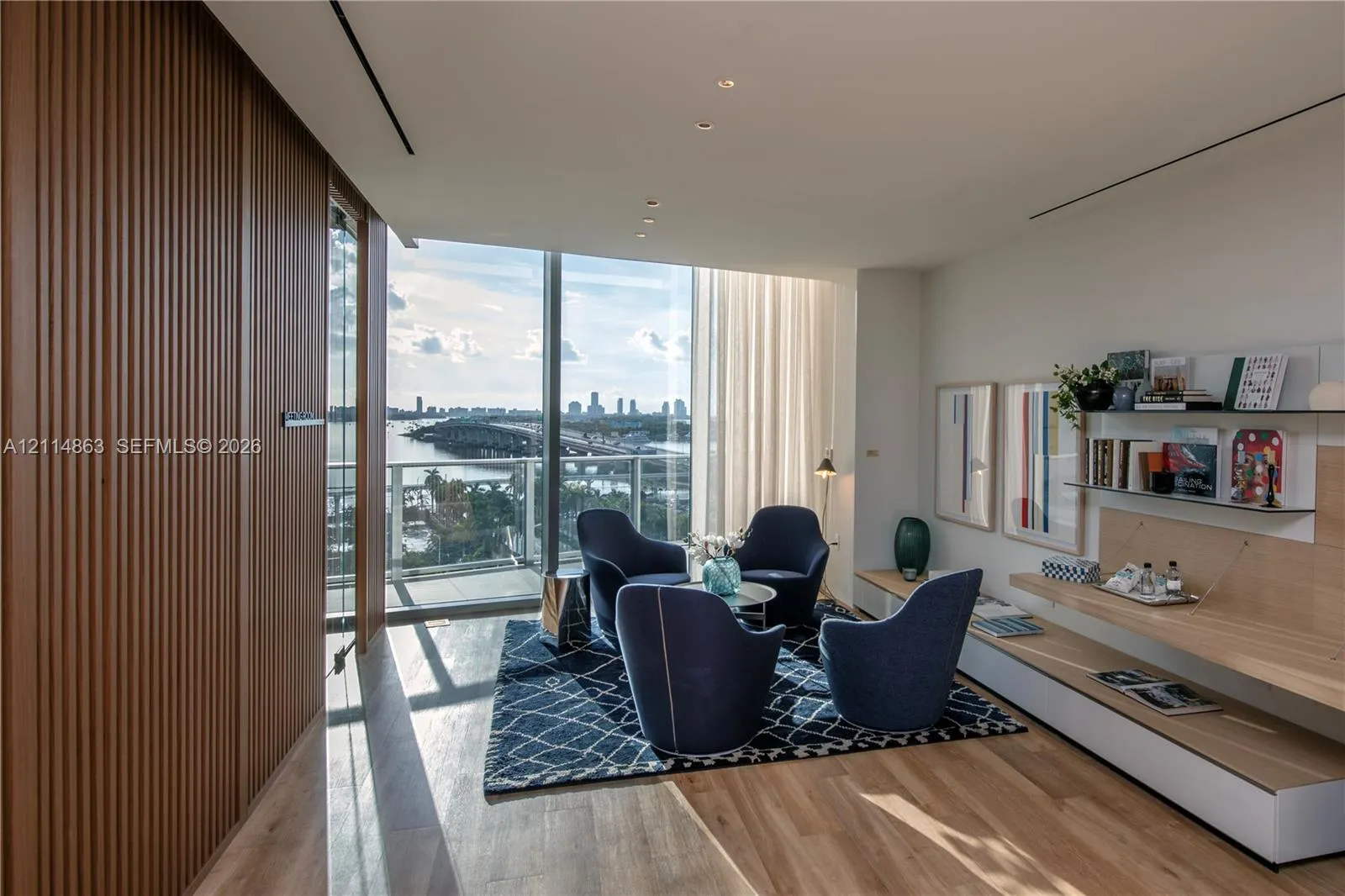 1400 Biscayne Boulevard #PH908