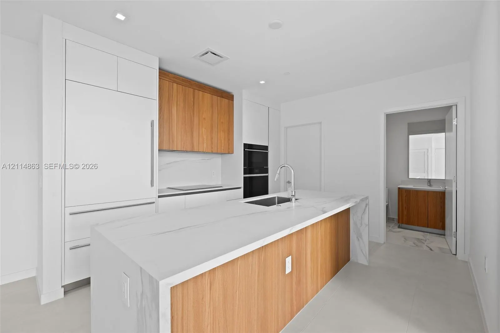 1400 Biscayne Boulevard #PH908