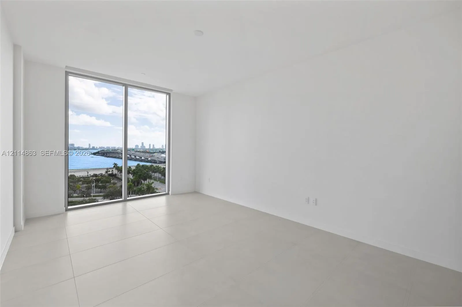 1400 Biscayne Boulevard #PH908
