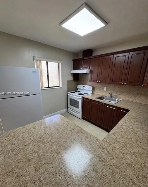 1663 W 41st Street #1663