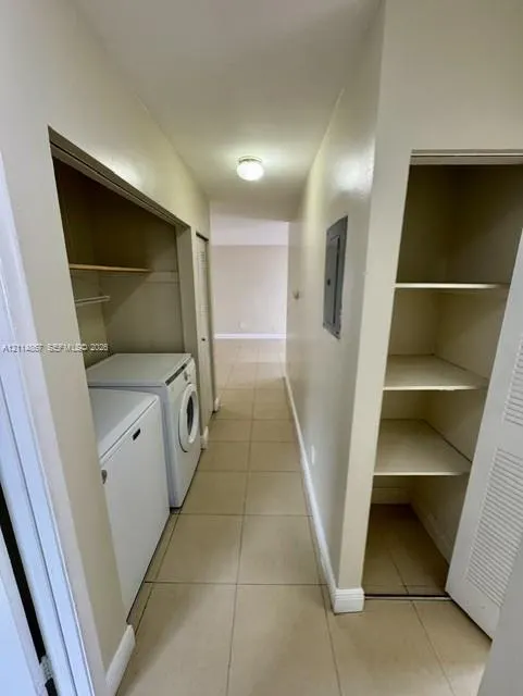 1663 W 41st Street #1663