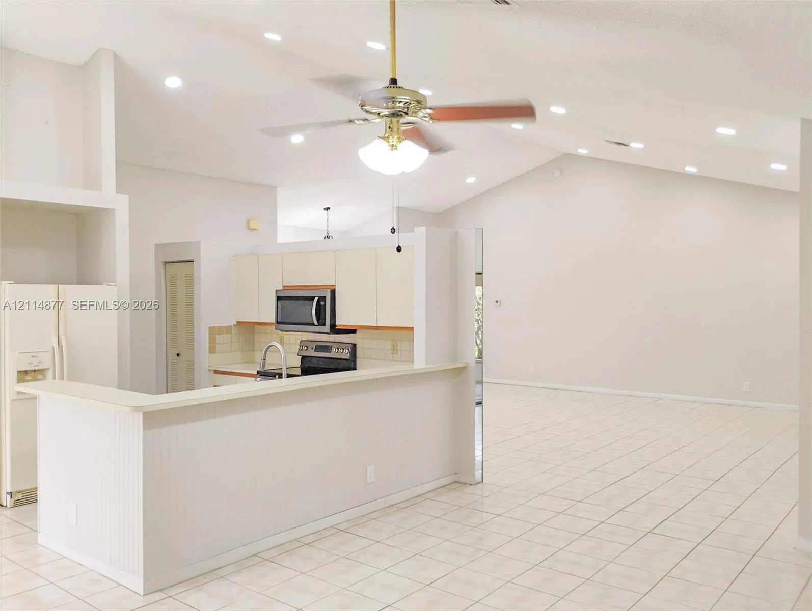 9735 Sun Pointe Drive