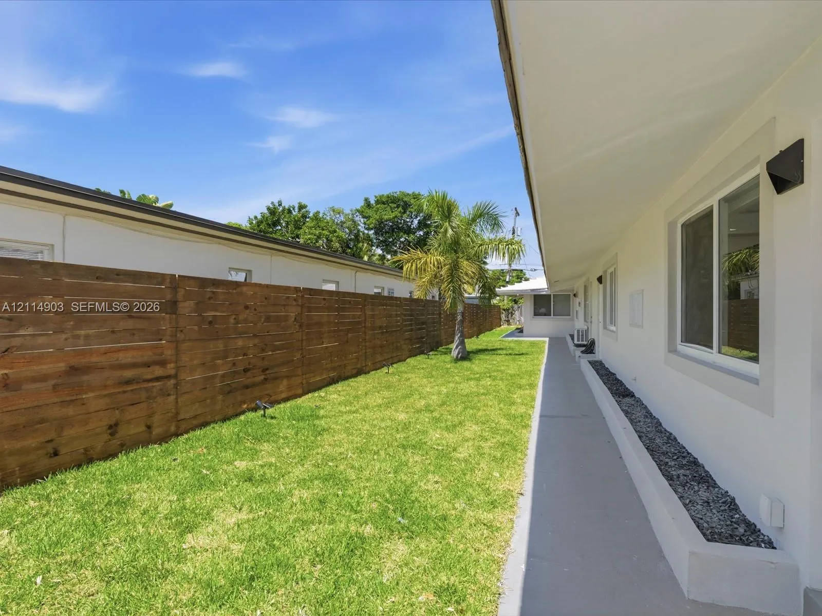 1129 NE 16th Avenue #1