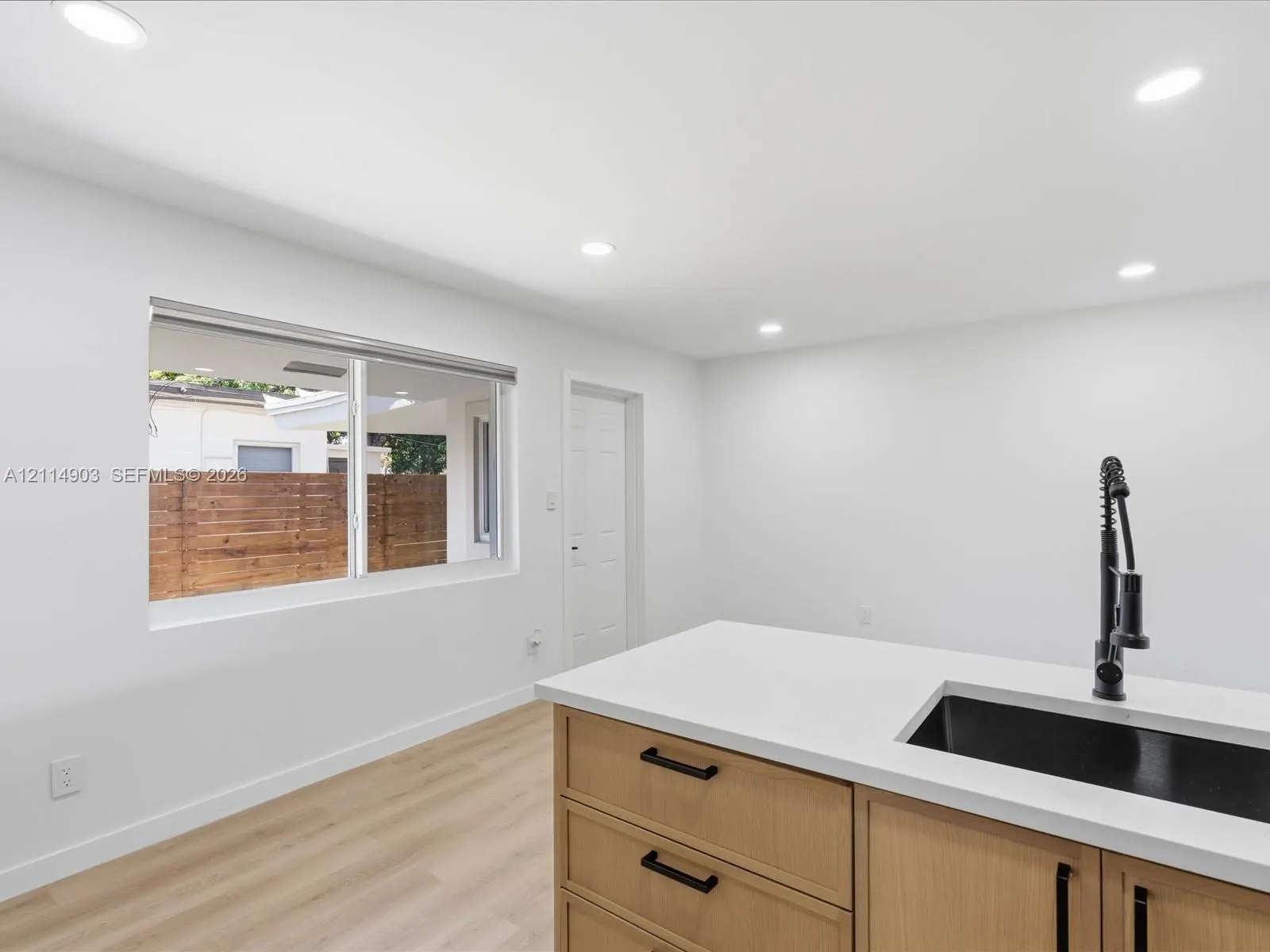 1129 NE 16th Avenue #1
