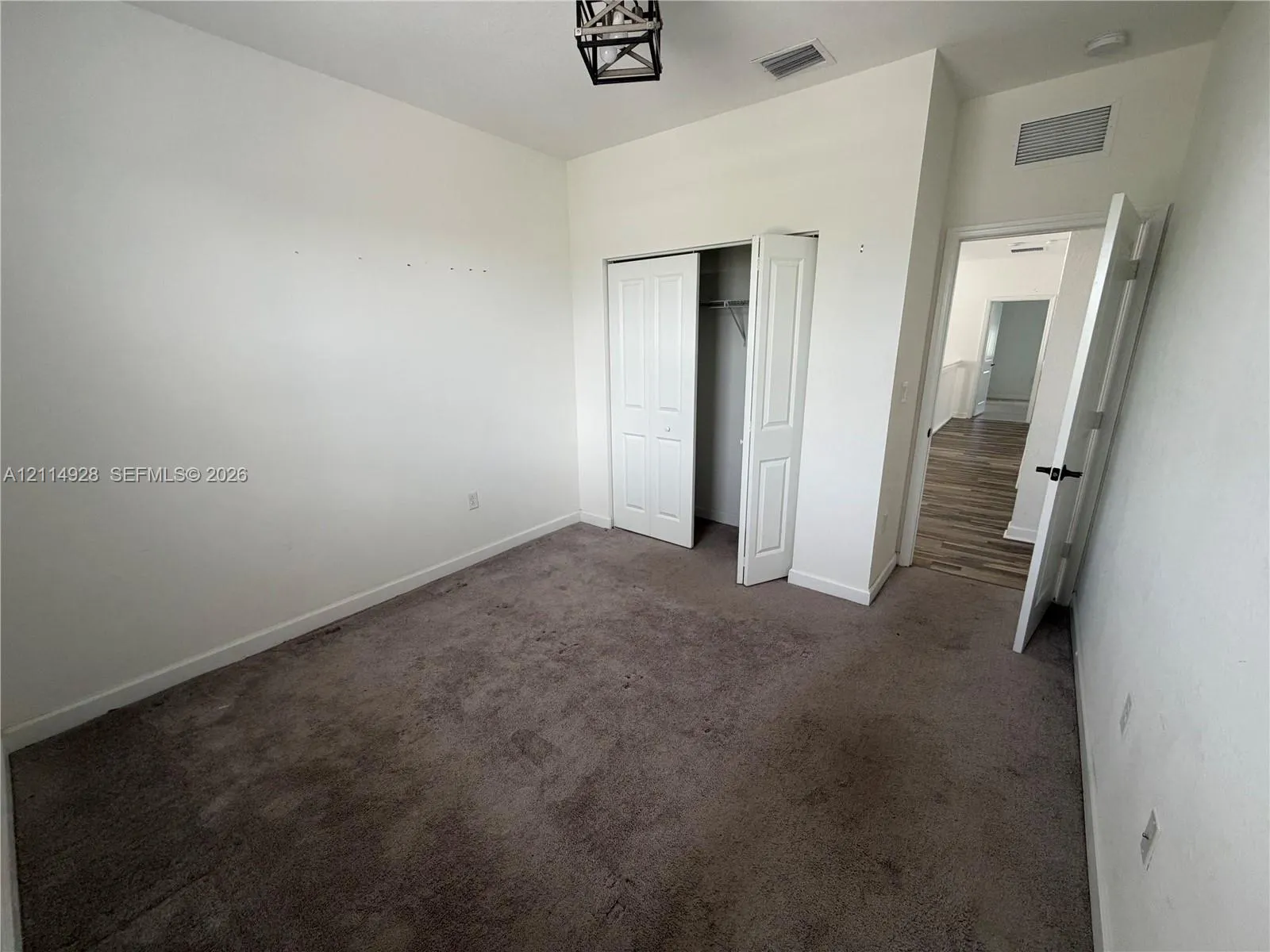 1411 SE 26th Road