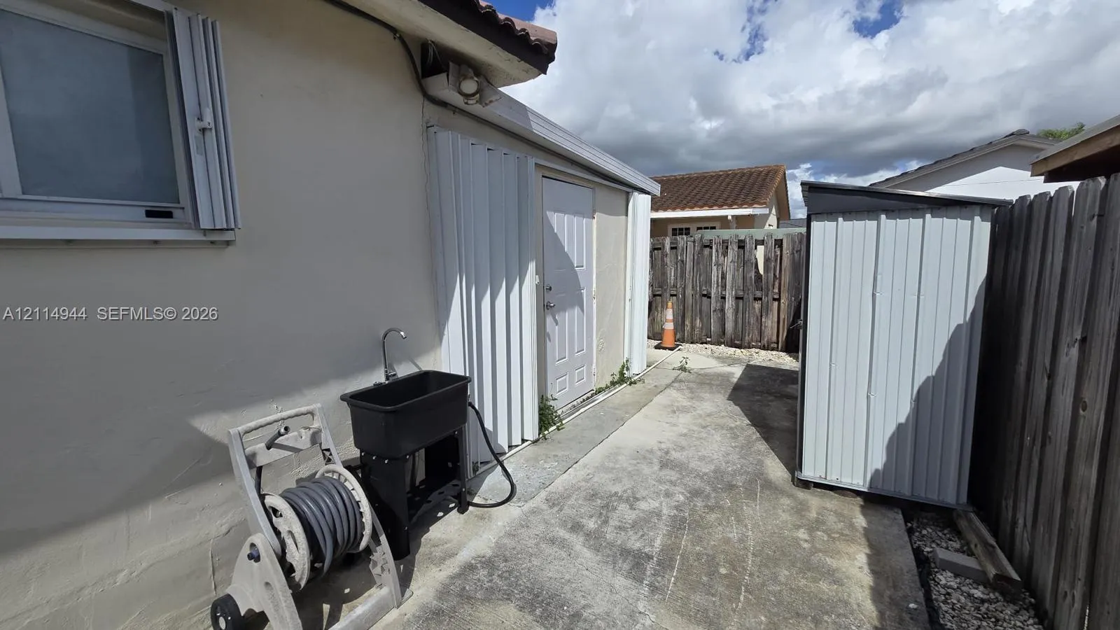 10021 NW 127th Terrace