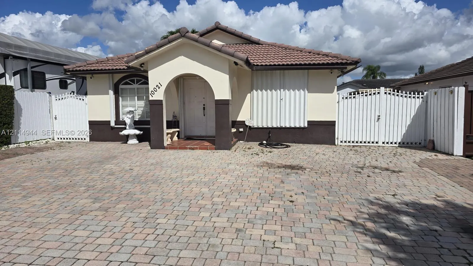 10021 NW 127th Terrace