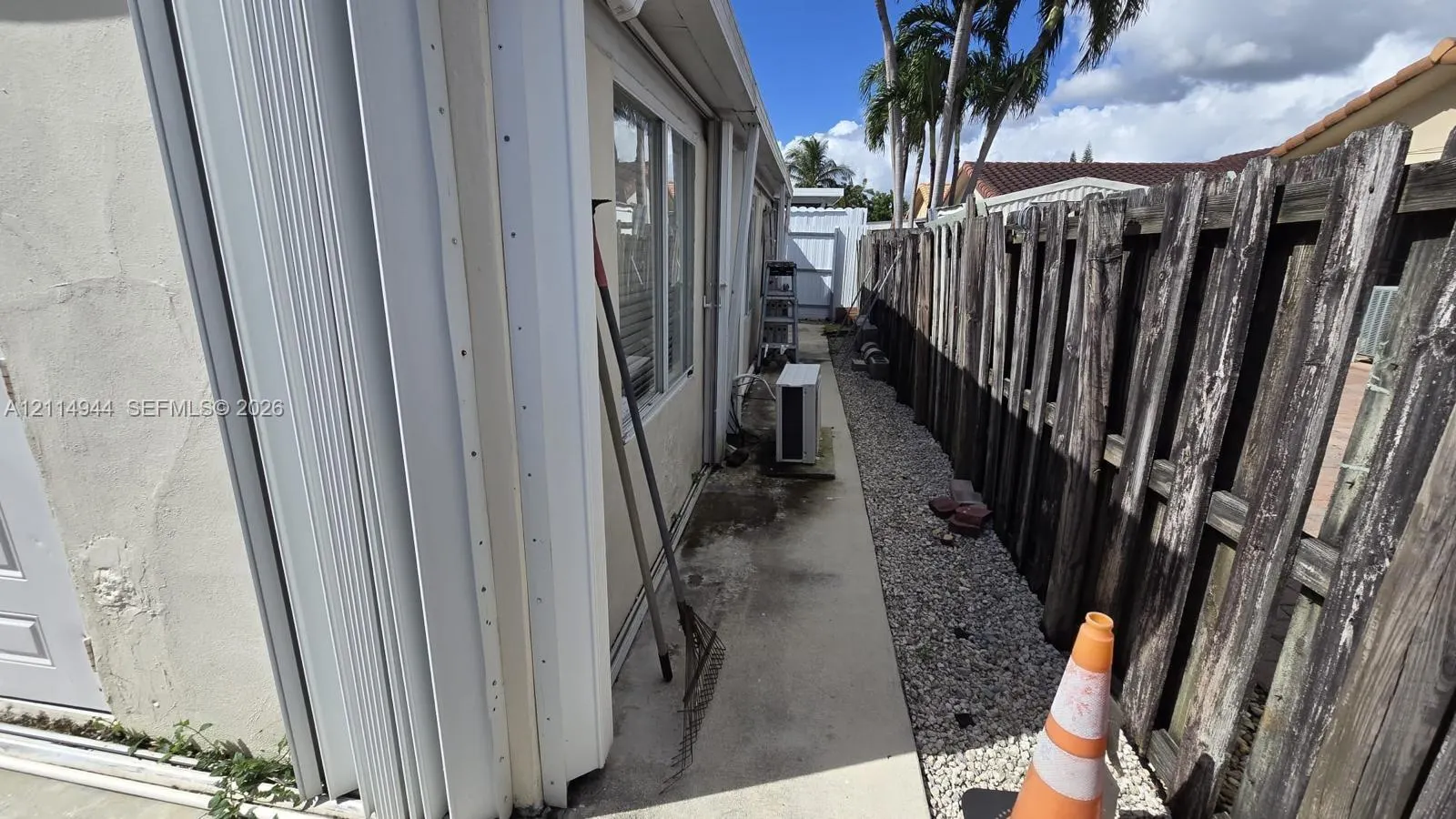 10021 NW 127th Terrace