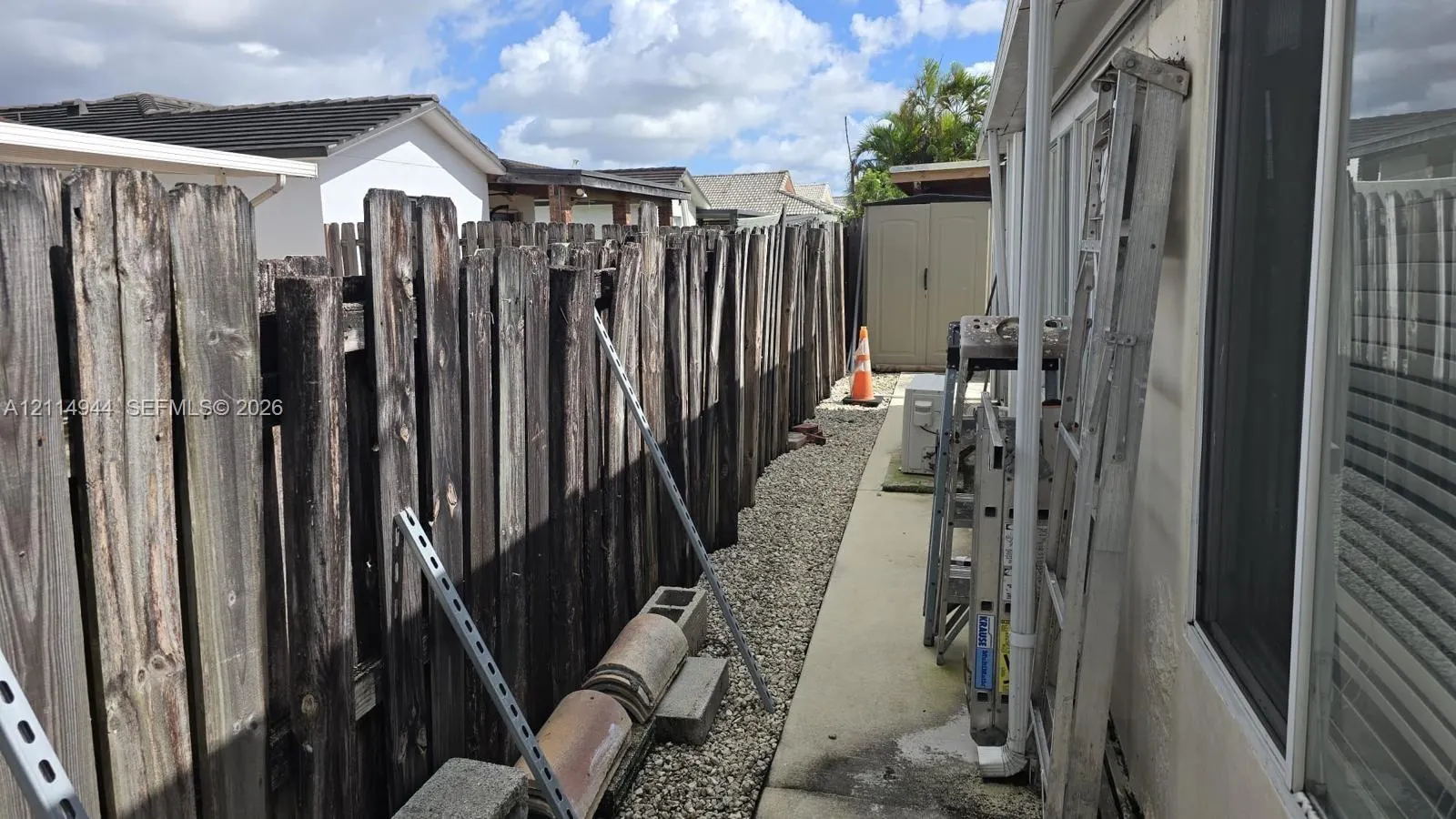 10021 NW 127th Terrace