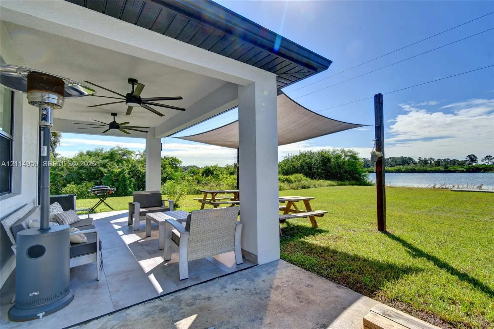 8017 Sunrise Circle