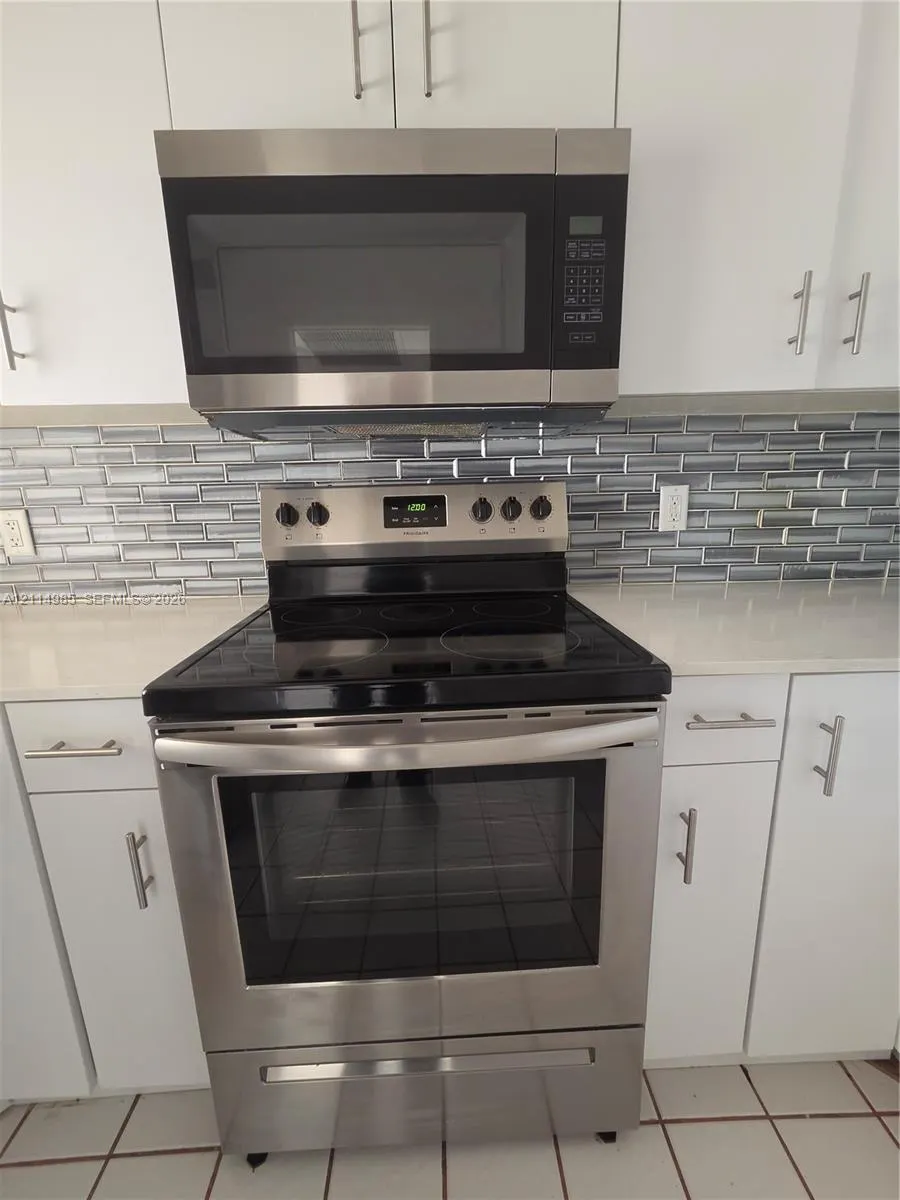 9441 Live Oak Place #308
