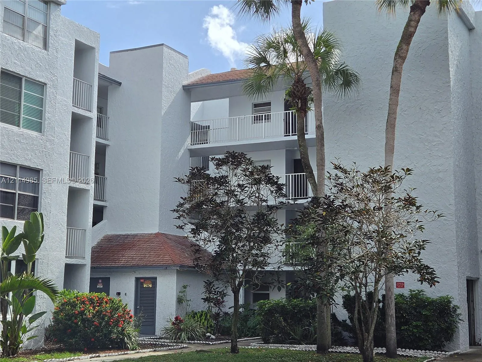 9441 Live Oak Place #308