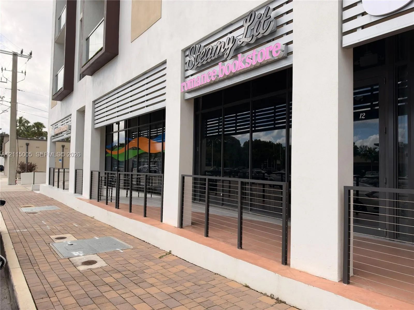 1 Curtiss Parkway #12