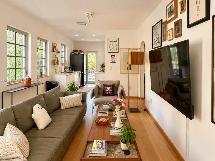 489 NE 62nd Street