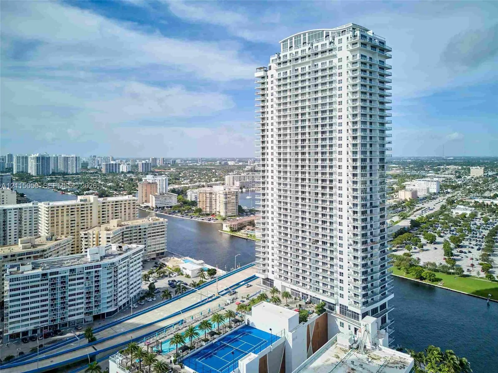 4010 S Ocean Drive #R805
