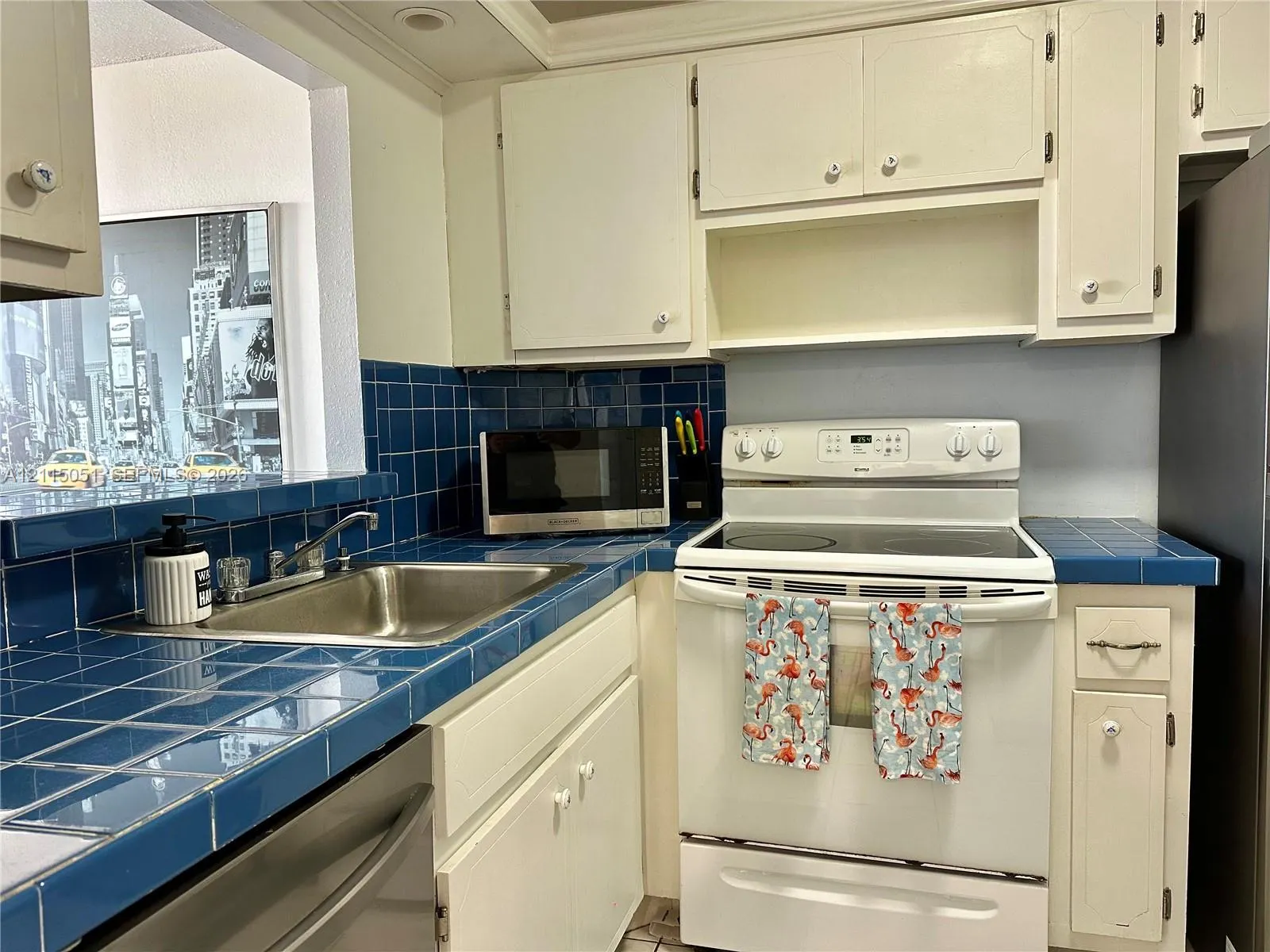 1020 Meridian Avenue #702