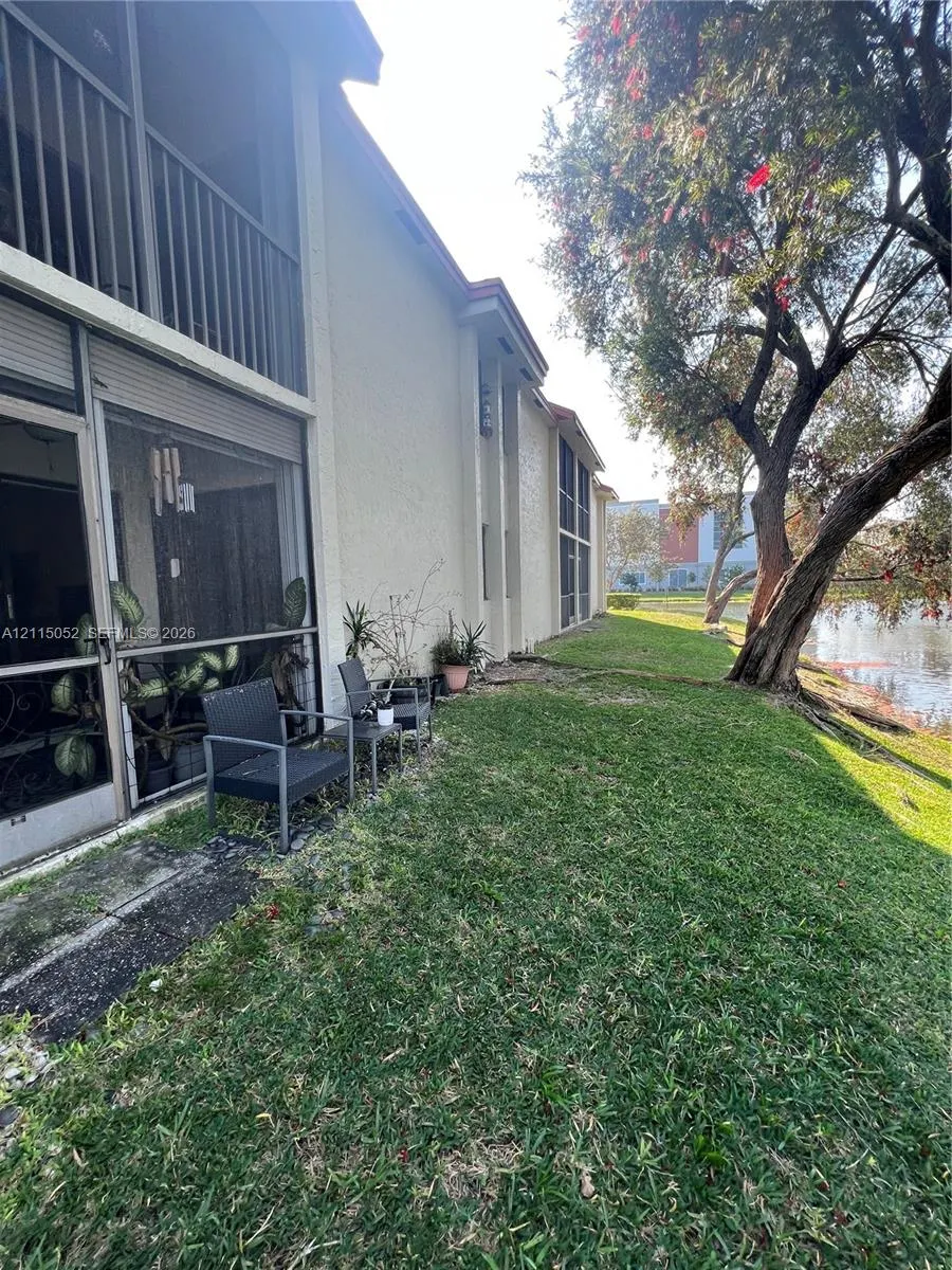 5533 Courtyard Drive #5533