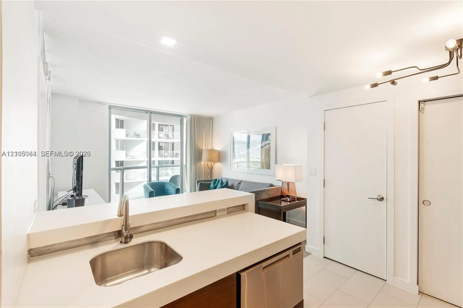 17315 Collins Avenue #1808