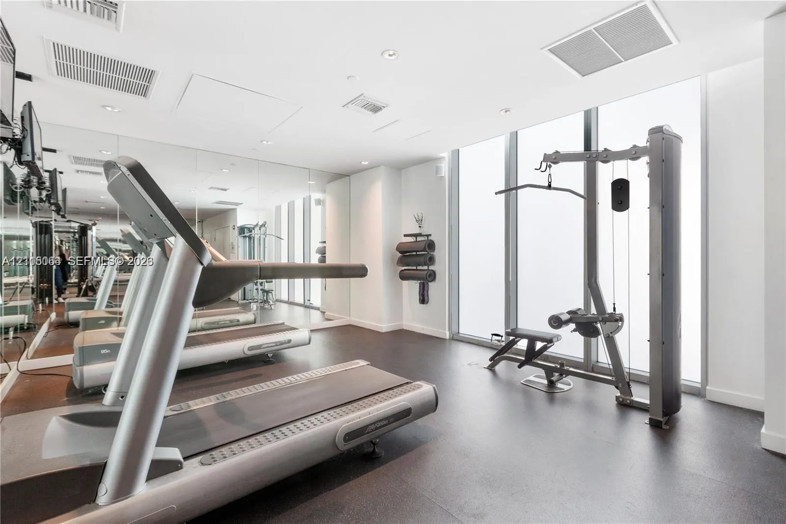 17315 Collins Avenue #1808