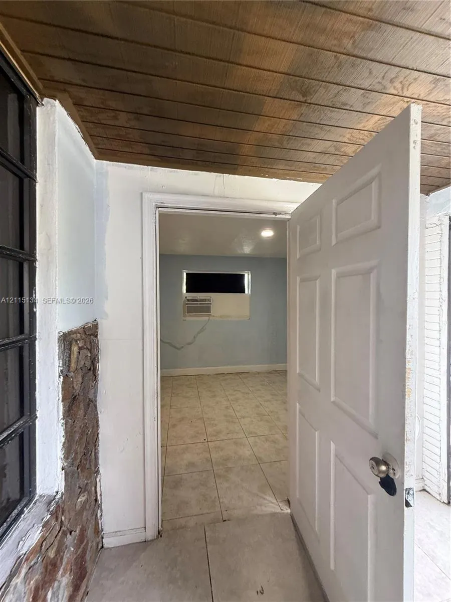 2816 SW 4th Place #B