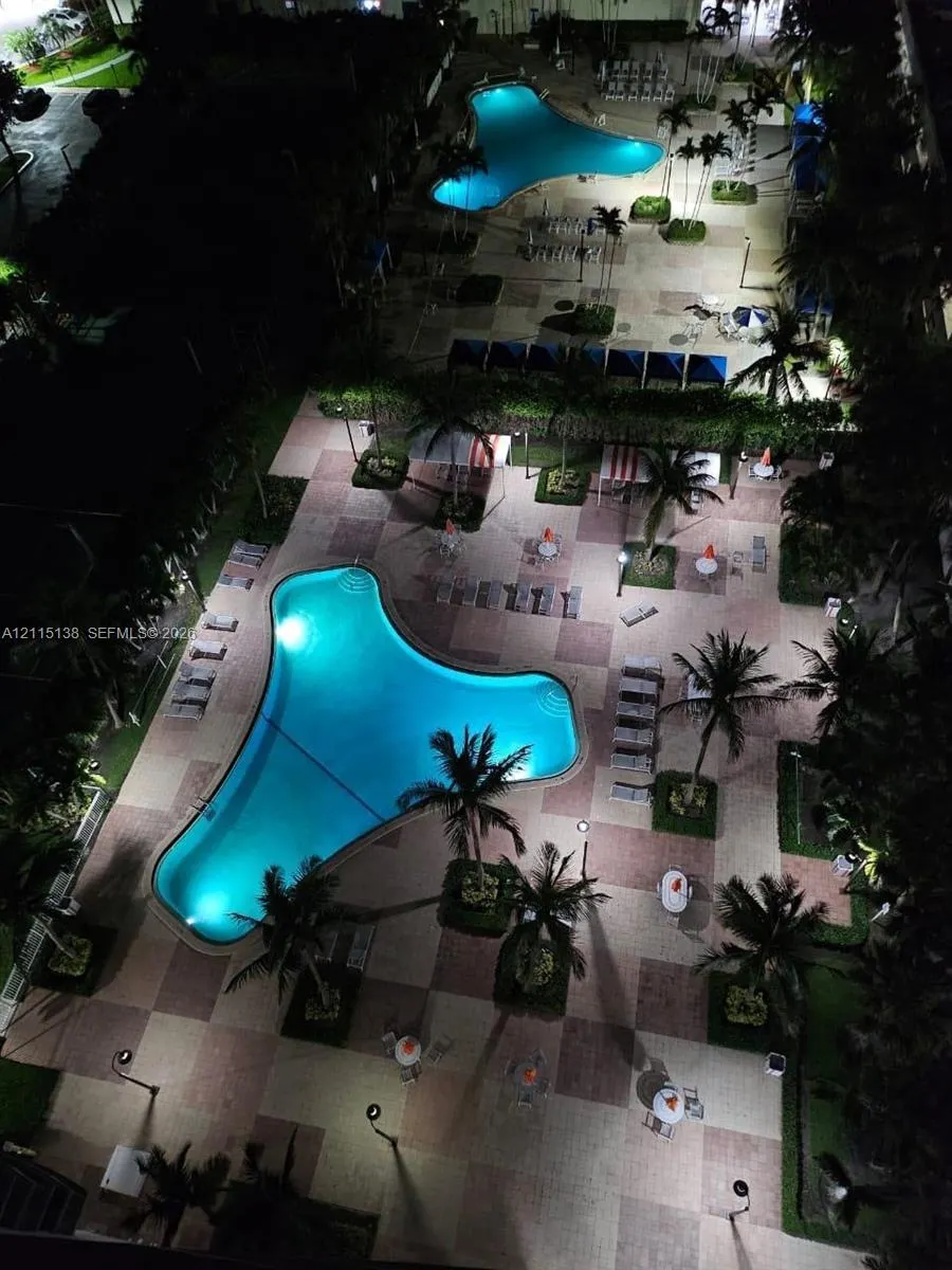 19380 Collins Avenue #1602
