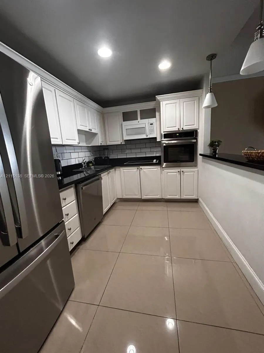 19380 Collins Avenue #1602
