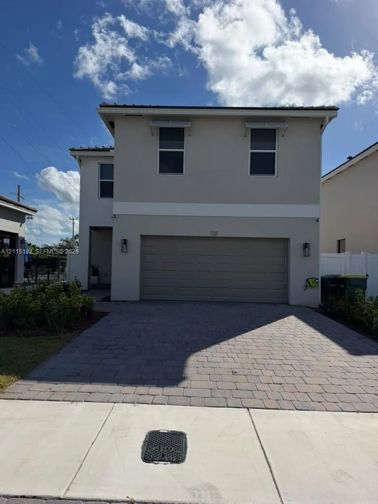 721 SE 17th Avenue #721