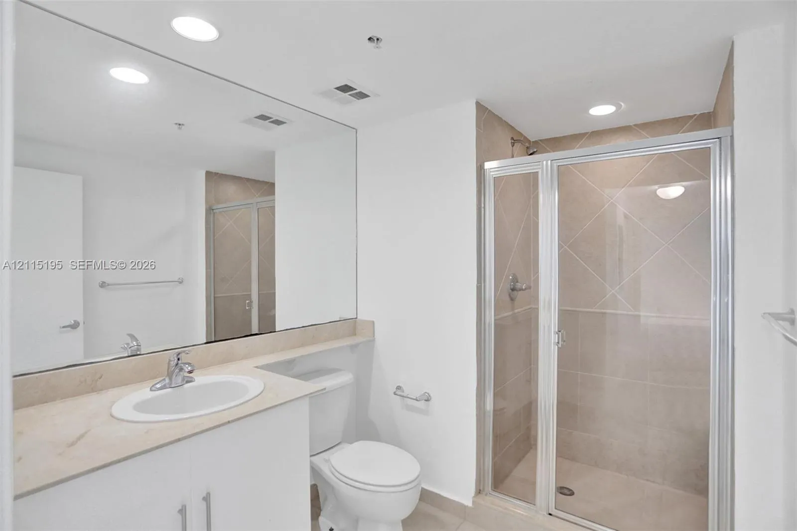 335 S Biscayne Boulevard #2501
