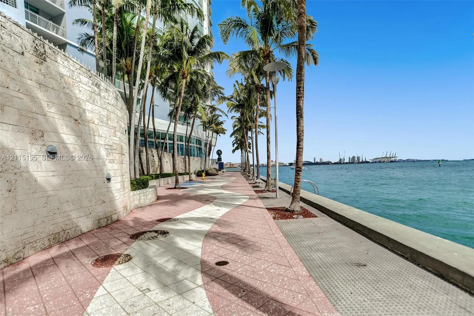 335 S Biscayne Boulevard #2501