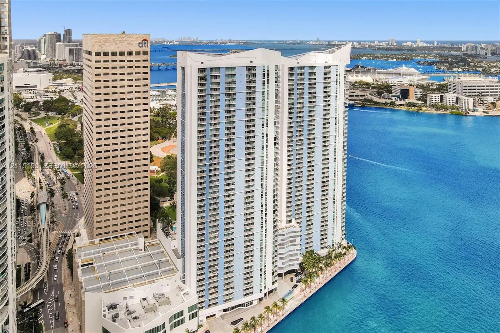 335 S Biscayne Boulevard #2501