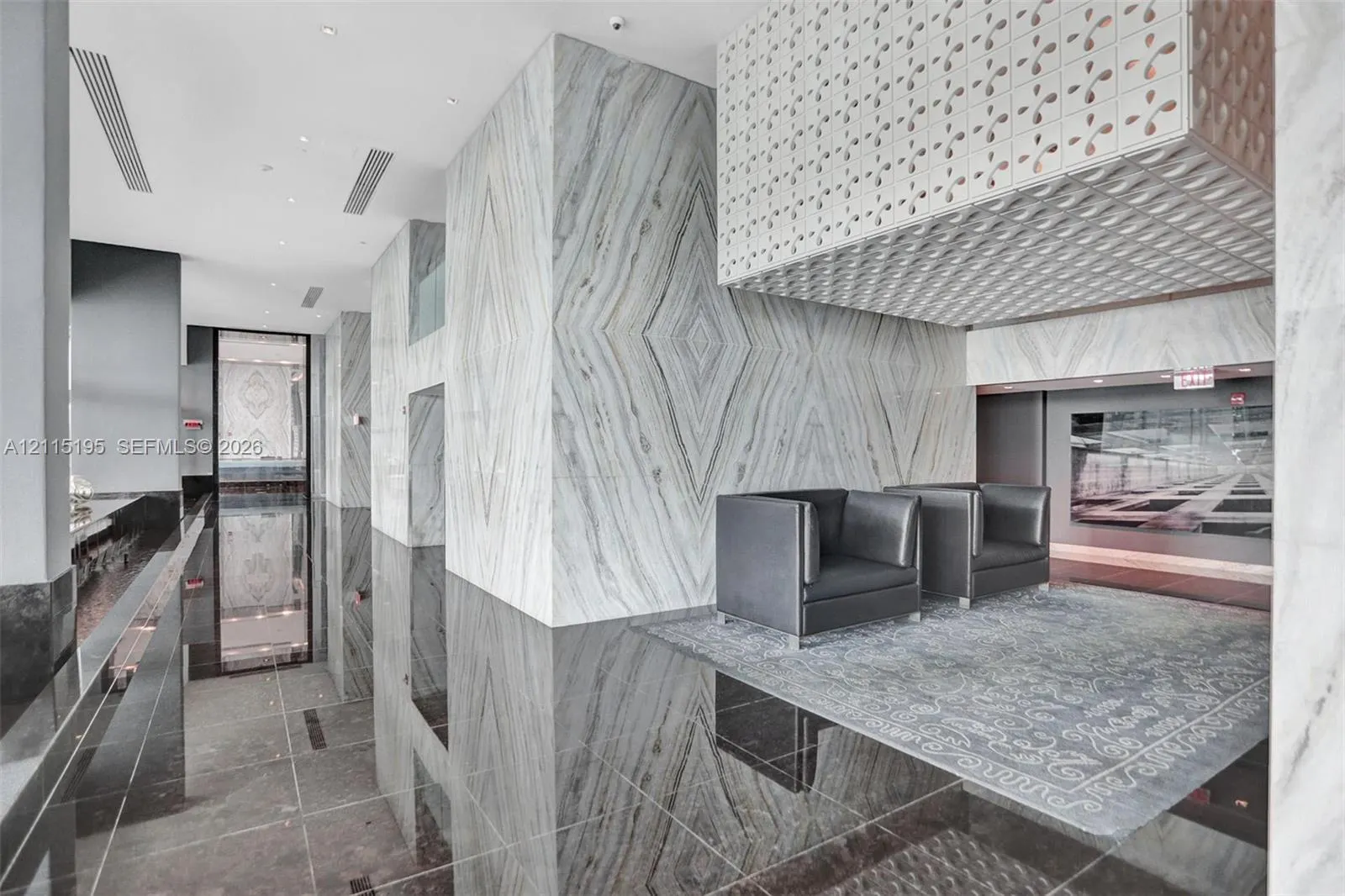335 S Biscayne Boulevard #2501