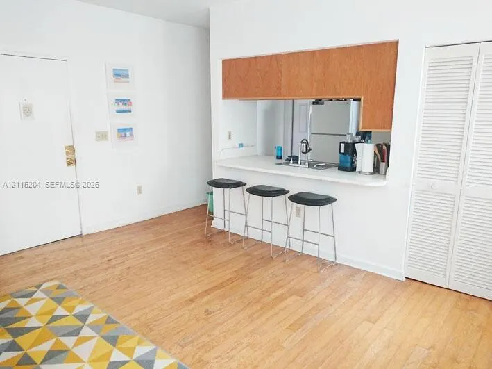 1200 Euclid Avenue #206