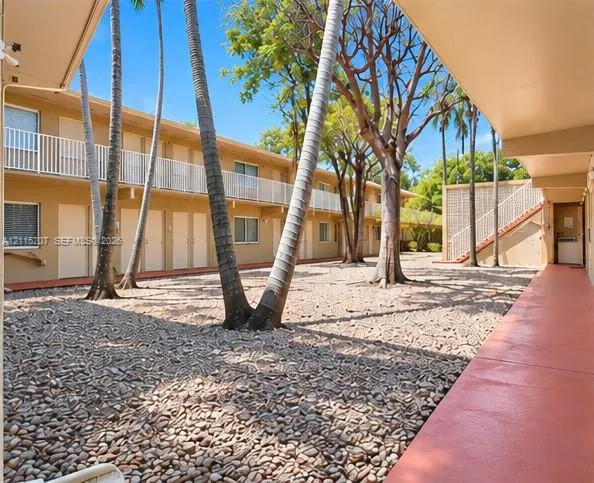 6330 SW 79th Street #20