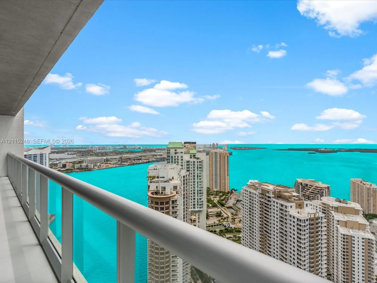 465 Brickell Avenue #4605